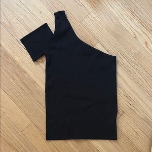 Pistola Black One-Shoulder Top